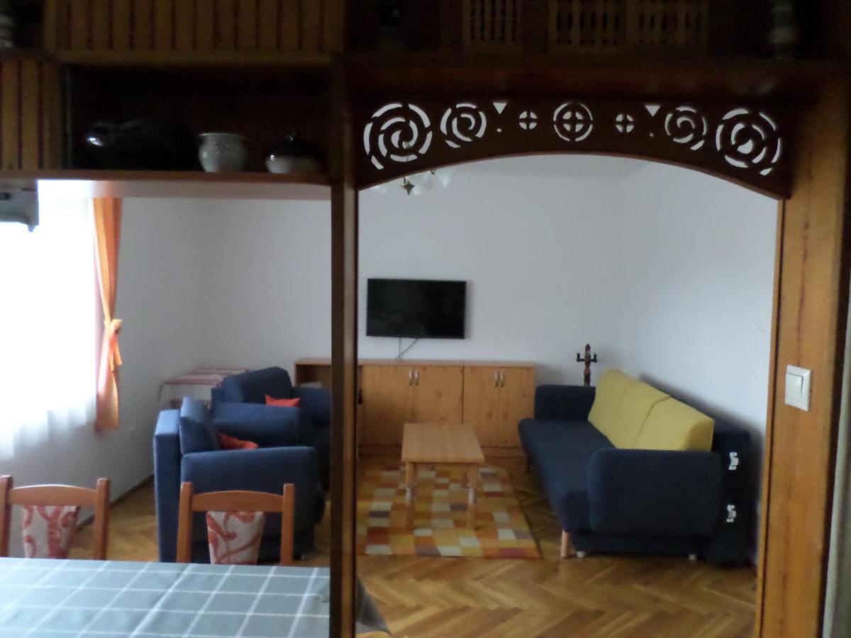 Szabadido Vendeghaz Apartment Revfulop Luaran gambar