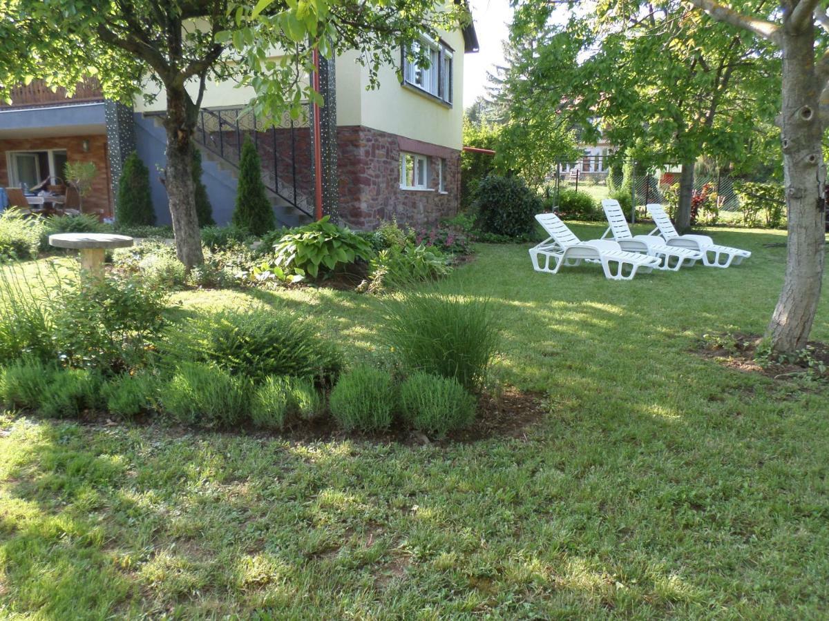 Szabadido Vendeghaz Apartment Revfulop Luaran gambar